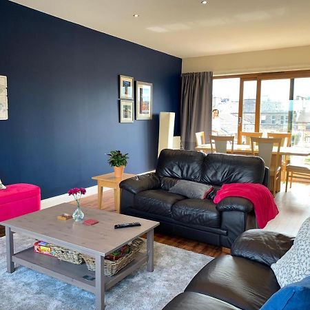 5 Bedroom Central Penthouse Apartment エディンバラ エクステリア 写真