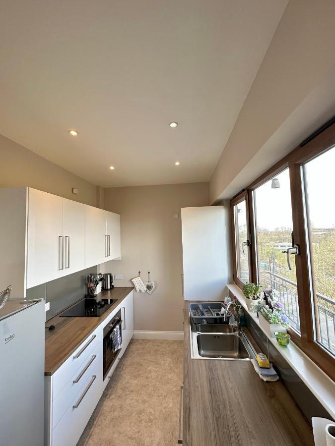 5 Bedroom Central Penthouse Apartment エディンバラ エクステリア 写真